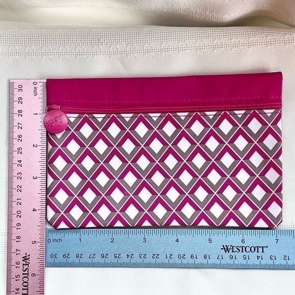 π3/$12π5/$15 ipsy Hot Pink Greyβ White Diamonds Makeup Bag EUC February 2015 - Picture 5 of 5